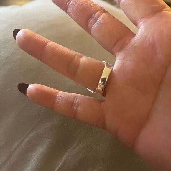 The Abstract silver cocktail ring - Picture 3 of 7